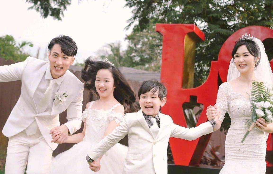 上海补房产证,上海补房产证，全面解读补办流程与注意事项
