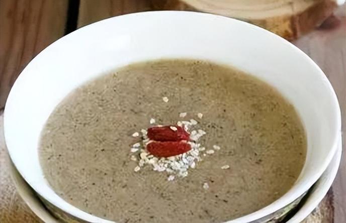 4个月婴儿能吃辅食吗,关于四个月婴儿能否吃辅食的探讨