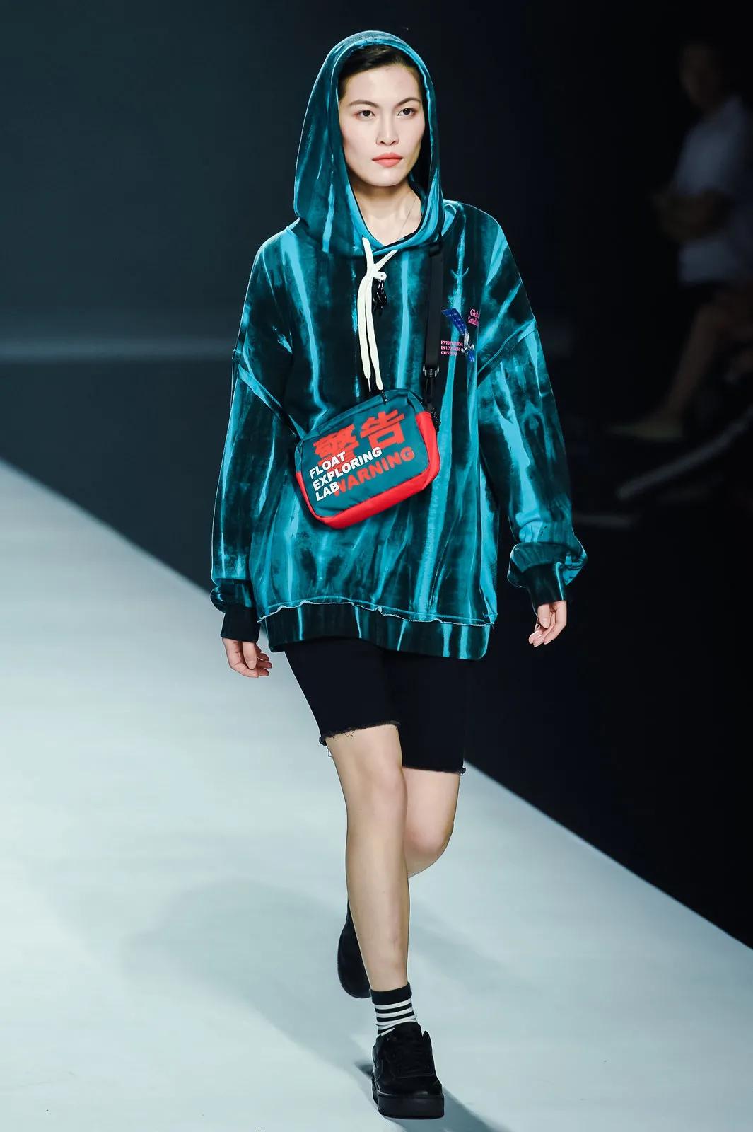 广东服装材料有限公司,广东服装材料有限公司，卓越之选，创新之典范