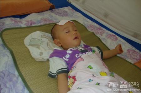 5个月婴儿低烧怎么办,五个月婴儿低烧怎么办？全面解析应对之策