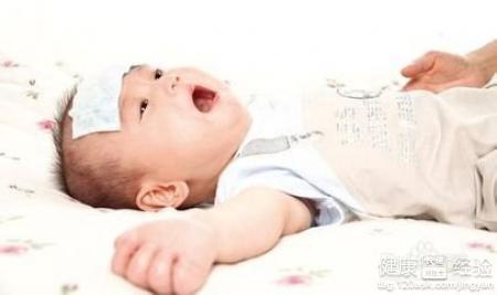 六个月宝宝有点发烧怎么办,六个月宝宝有点发烧怎么办？全面解析应对之策