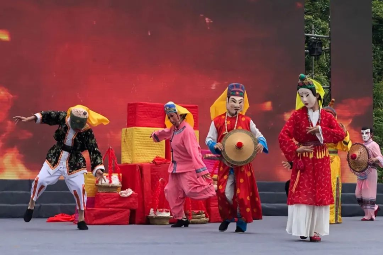 罗甸县剧团最新项目,罗甸县剧团最新项目，探索传统与现代的融合