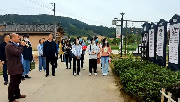 德林村最新领导,德林村新领导引领村庄迈向新篇章